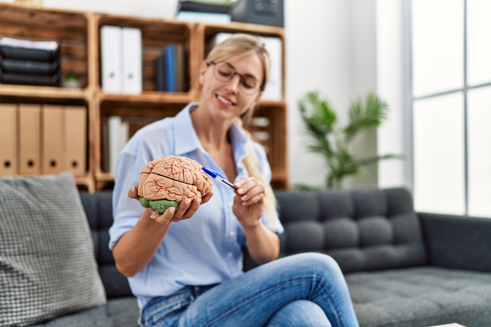 Кто такой нейропсихолог: его обязанности, зарплата и перспективы