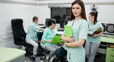 Профессия преподавателя медицинских дисциплин, обязанности, зарплата